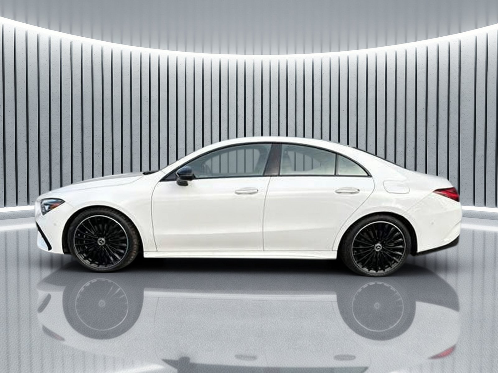 Certified Used 2025 White Mercedes-Benz CLA 250 image 2