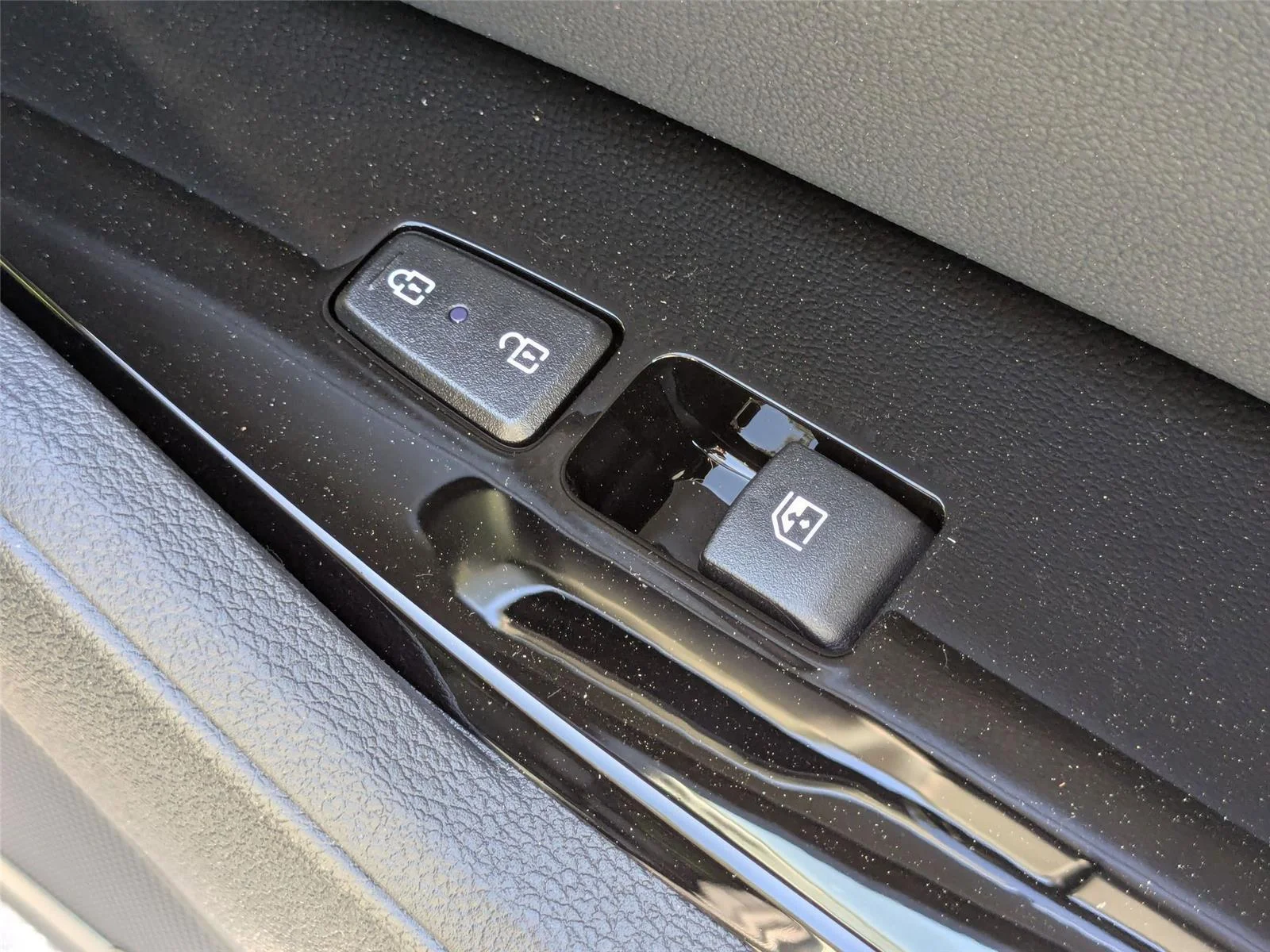 2025 Kia Sportage X-Line - Photo 35