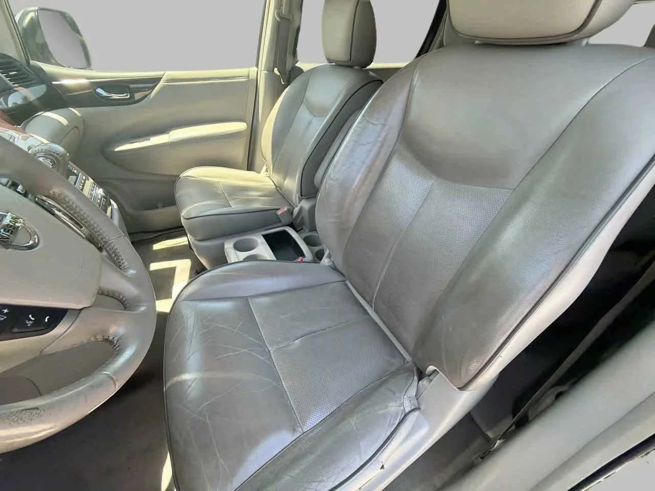 Used 2012 Platinum Graphite Nissan SL image 19