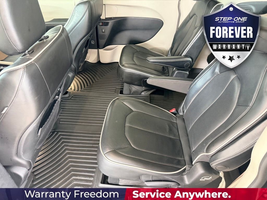 Used 2021 Gray Chrysler Limited image 29