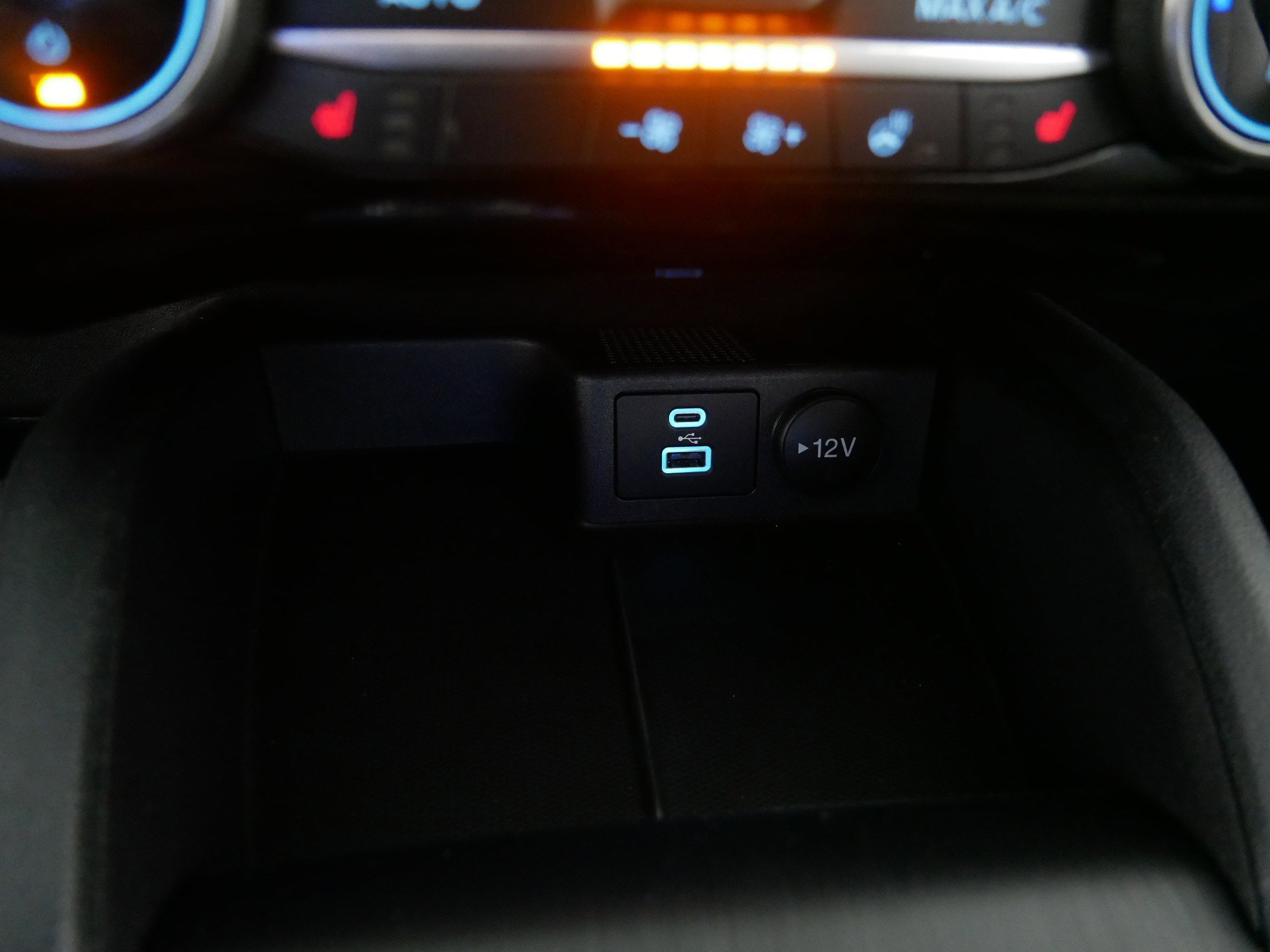 2022 Ford Escape SE - Photo 29