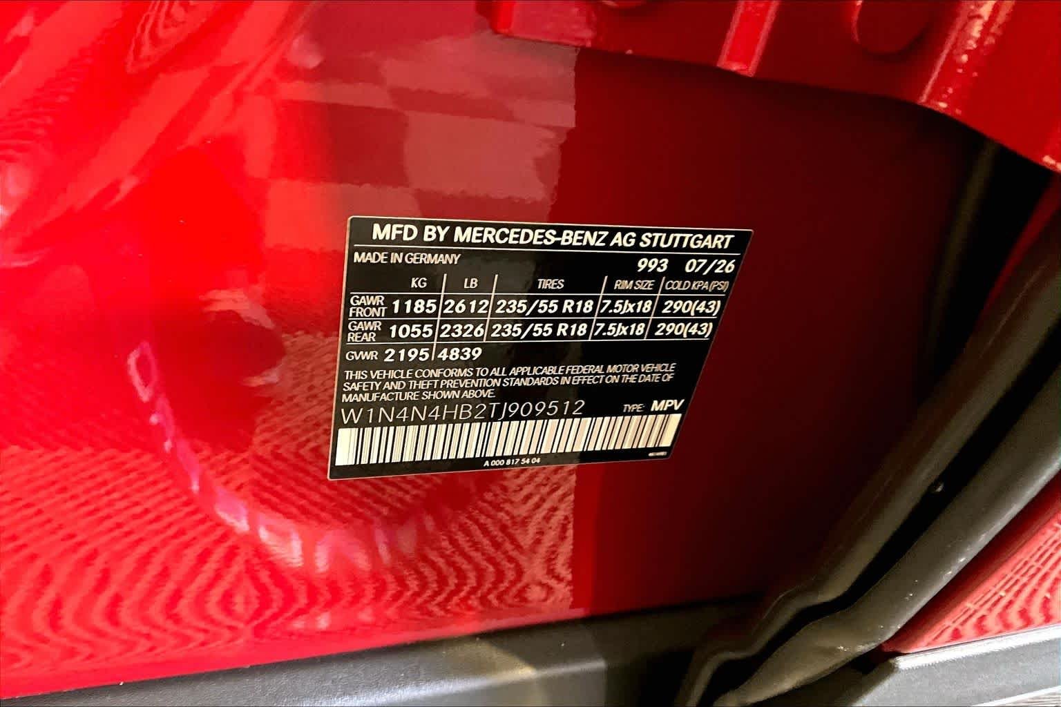 New 2026 MANUFAKTUR Patagonia Red Metallic Mercedes-Benz GLA 250 image 12