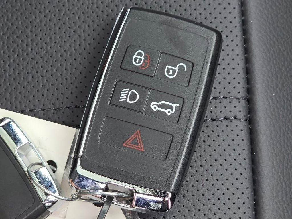 2026 Land Rover Range Rover Velar Dynamic SE - Photo 44