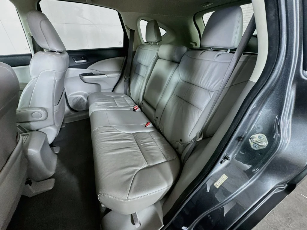 Used 2013 Gray Honda EX-L image 30