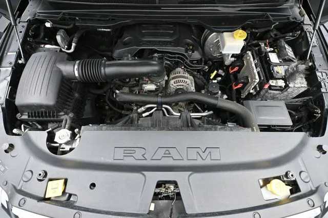 2019 RAM Ram 1500 Pickup Laramie - Photo 46