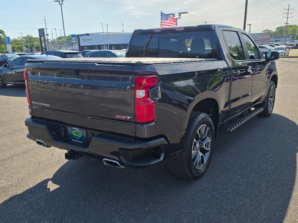 Used 2022 Dark Ash Metallic Chevrolet RST image 18