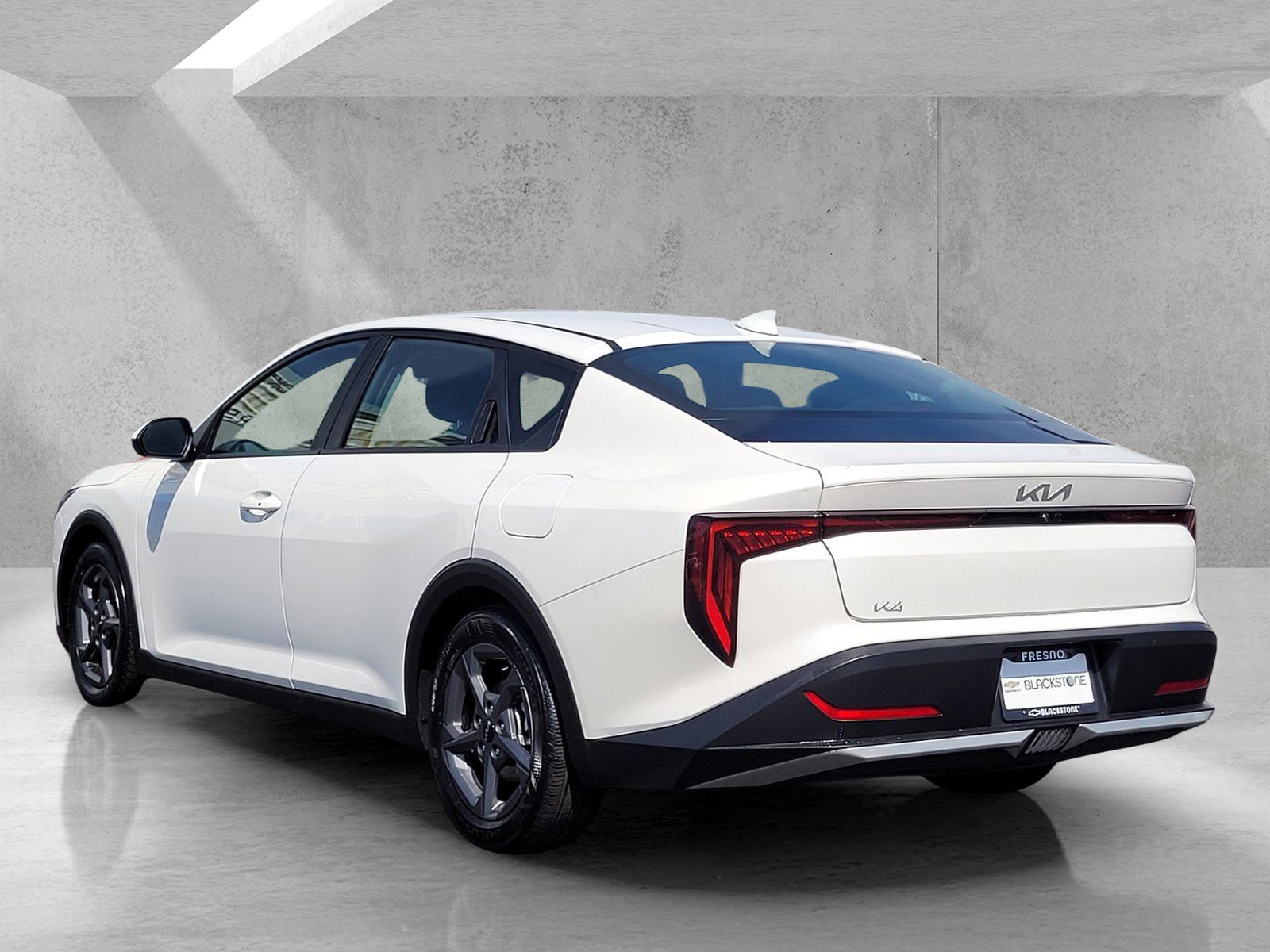 2025 Kia K4 LXS - Photo 6