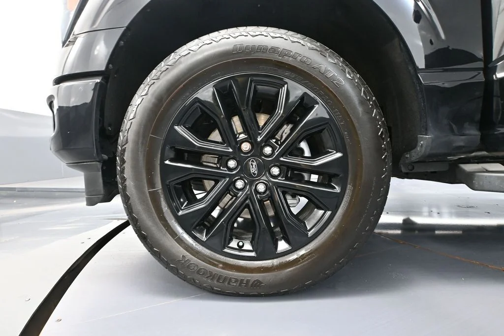 Used 2024 Black Ford Lariat image 18