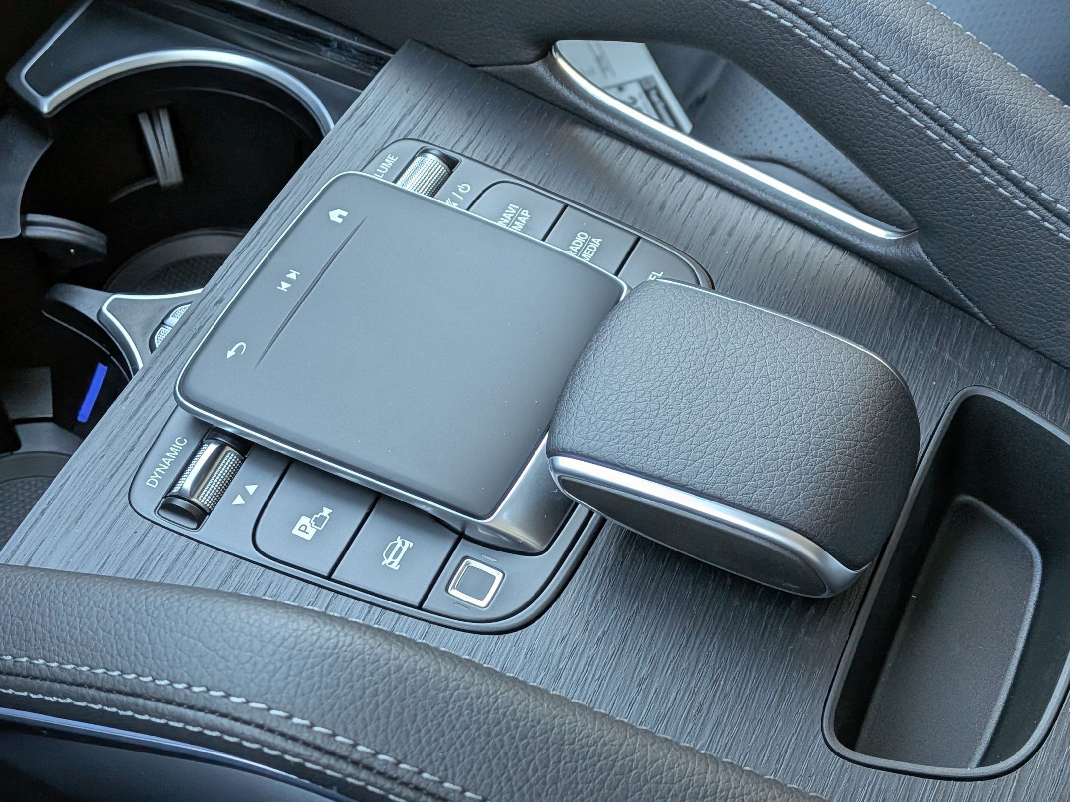New 2026 Selenite Grey Metallic Mercedes-Benz GLE 350 image 33