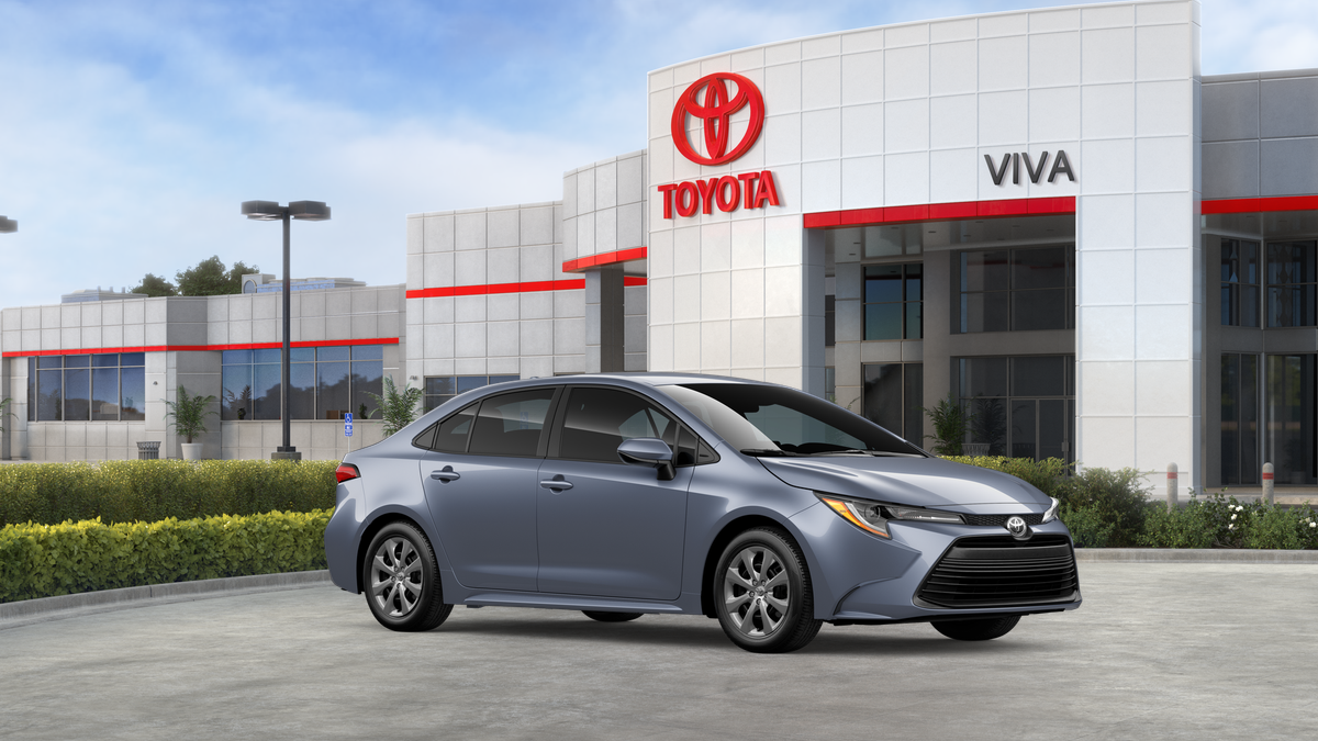 2026 Toyota Corolla LE - Photo 13