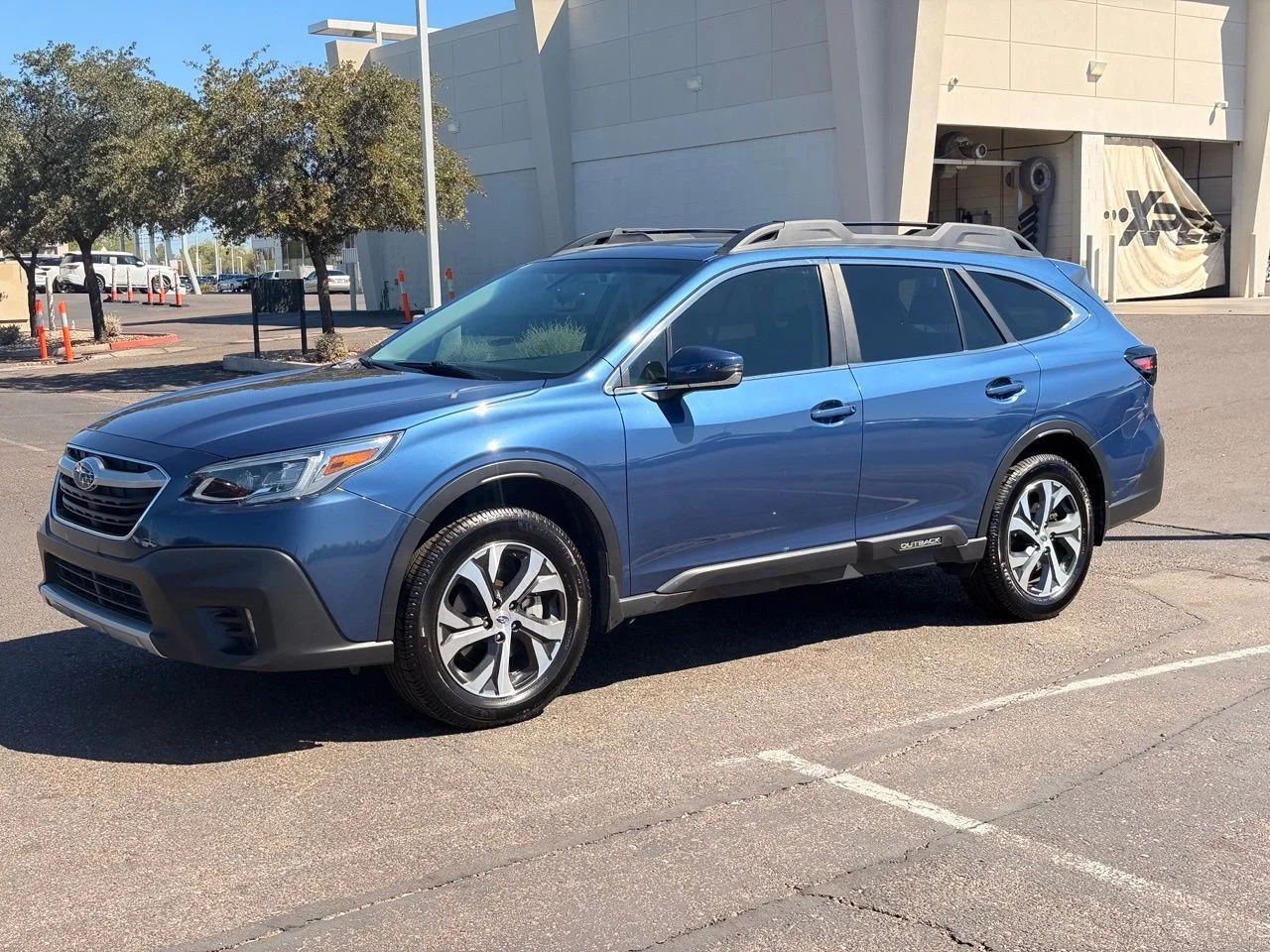 Used 2021 Abyss Blue Pearl Subaru Limited image 2