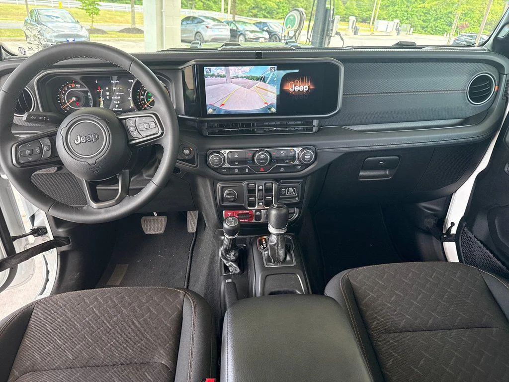 Used 2026 Bright White Clearcoat Jeep Mojave 4x4 image 28