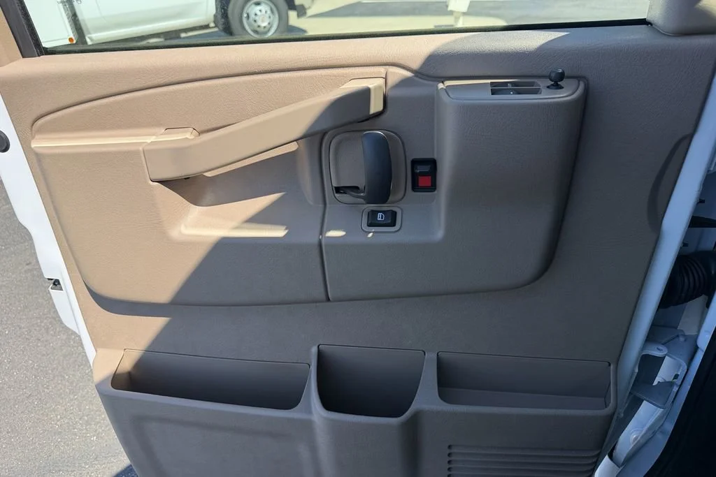 New 2026 Summit White GMC Work Van image 11
