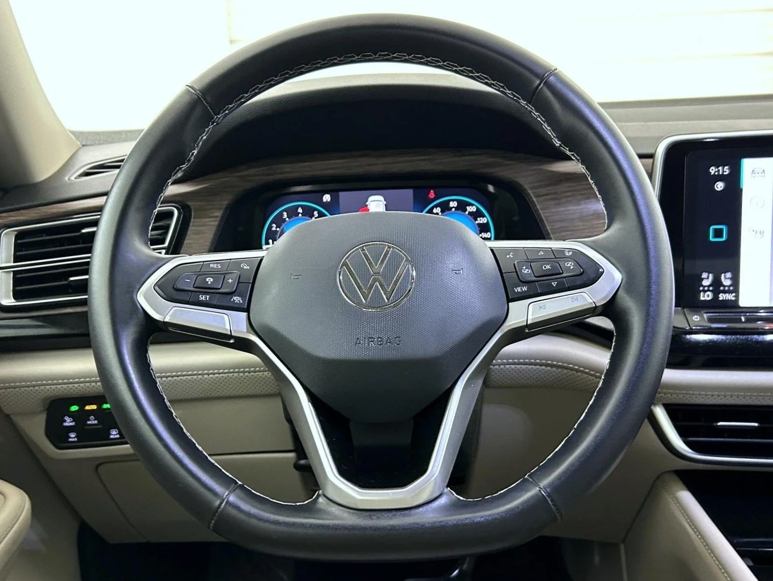 Used 2024 Blue Volkswagen 2.0T SEL image 11