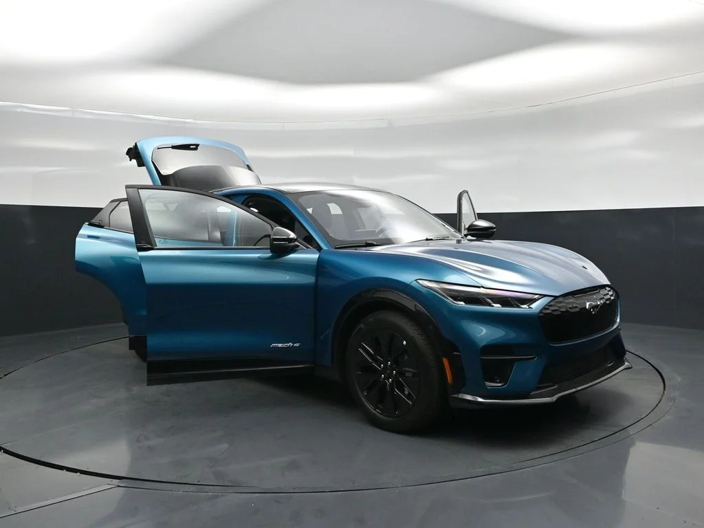 New 2026 Adriatic Blue Metallic Ford Premium image 29