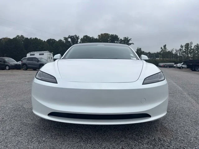 Used 2024 White Tesla Base image 8