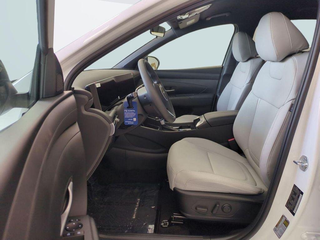 New 2026 White Hyundai SEL AWD image 21