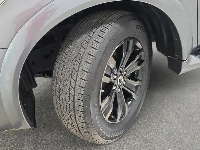 Used 2019 Gun Metallic Nissan Platinum image 30
