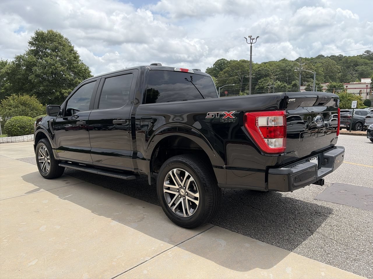 Used 2022 Agate Black Metallic Ford LARIAT image 6