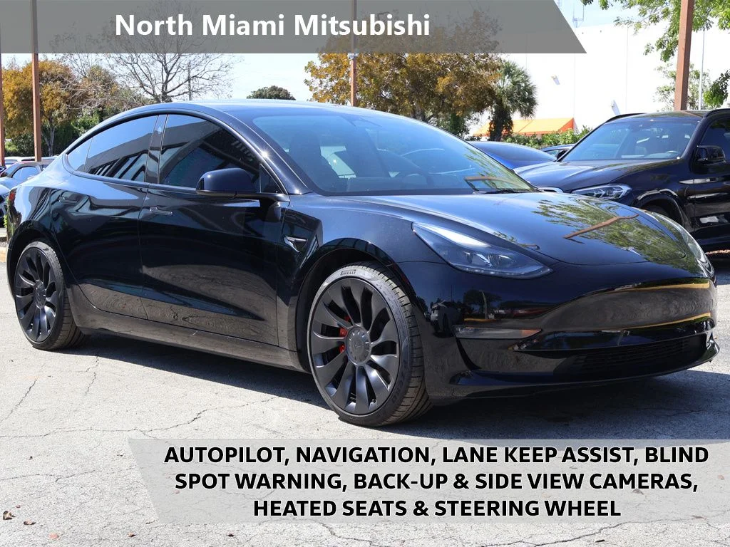 2023 Tesla Model 3 Performance's photo