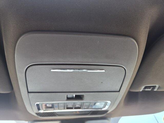 Used 2023 Stone Gray Ford King Ranch image 21