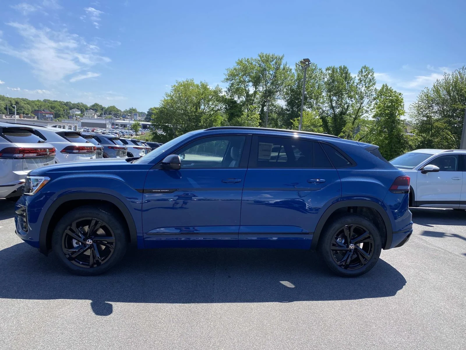 New 2026 Mountain Lake Blue Metallic Volkswagen 2.0T SEL R-Line Black 4MOTION image 2