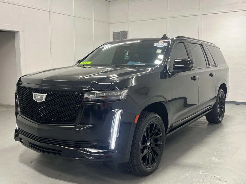 Used 2023 Black Raven Cadillac Sport image 4