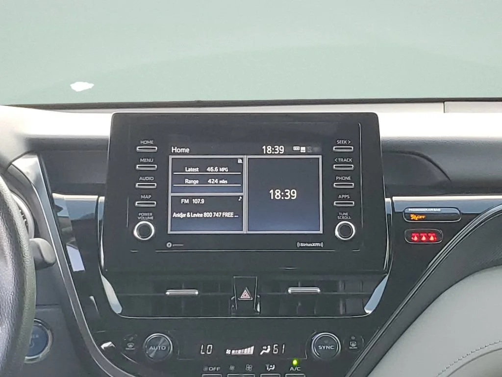 Used 2022 White Toyota LE Hybrid image 14
