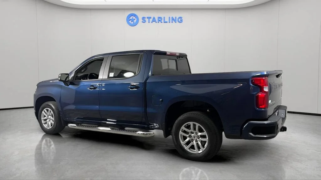 Used 2020 NORTHSKY BLUE METALLIC Chevrolet RST image 5