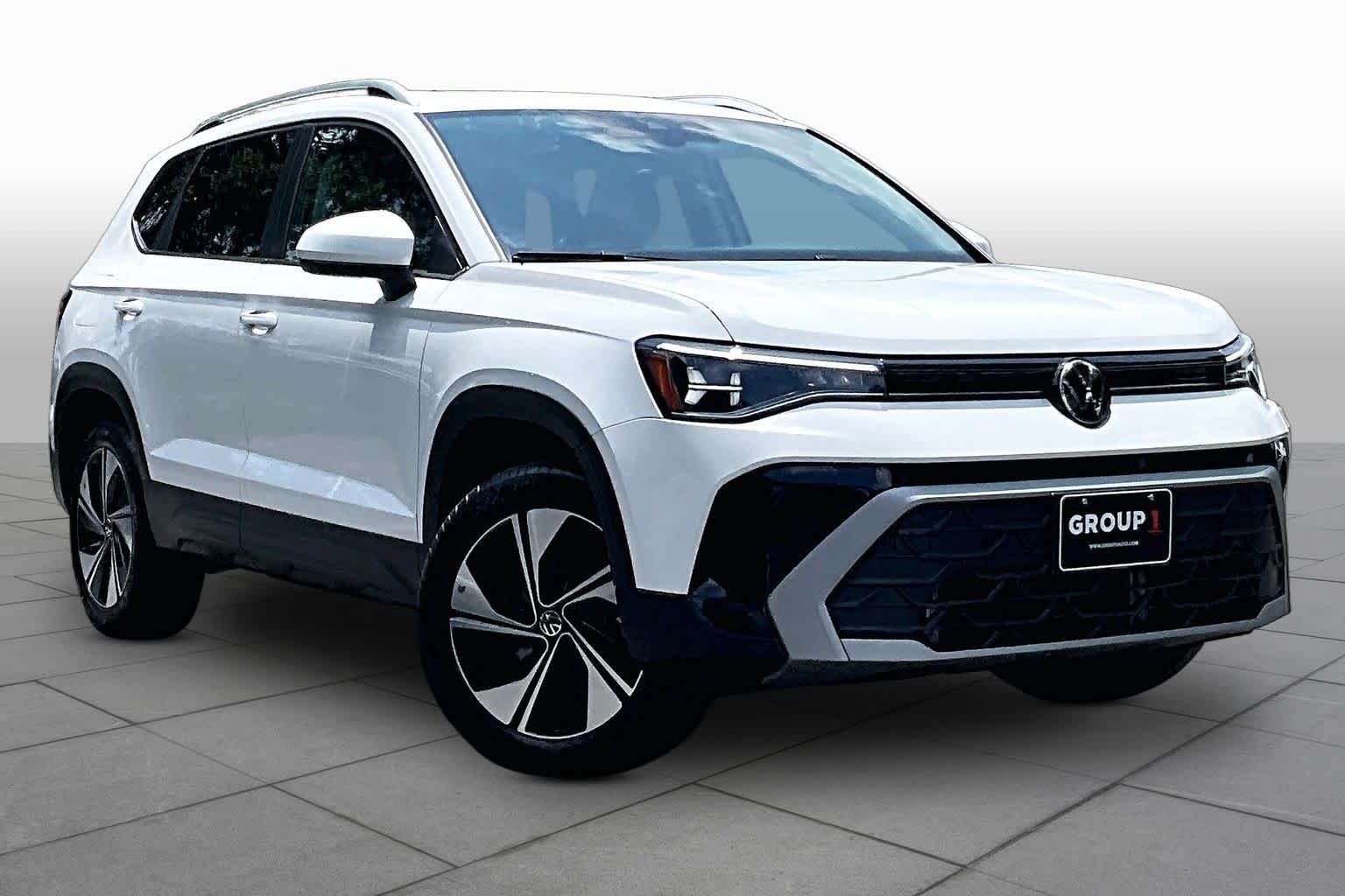 Certified Pre-Owned 2025 Volkswagen Taos SE