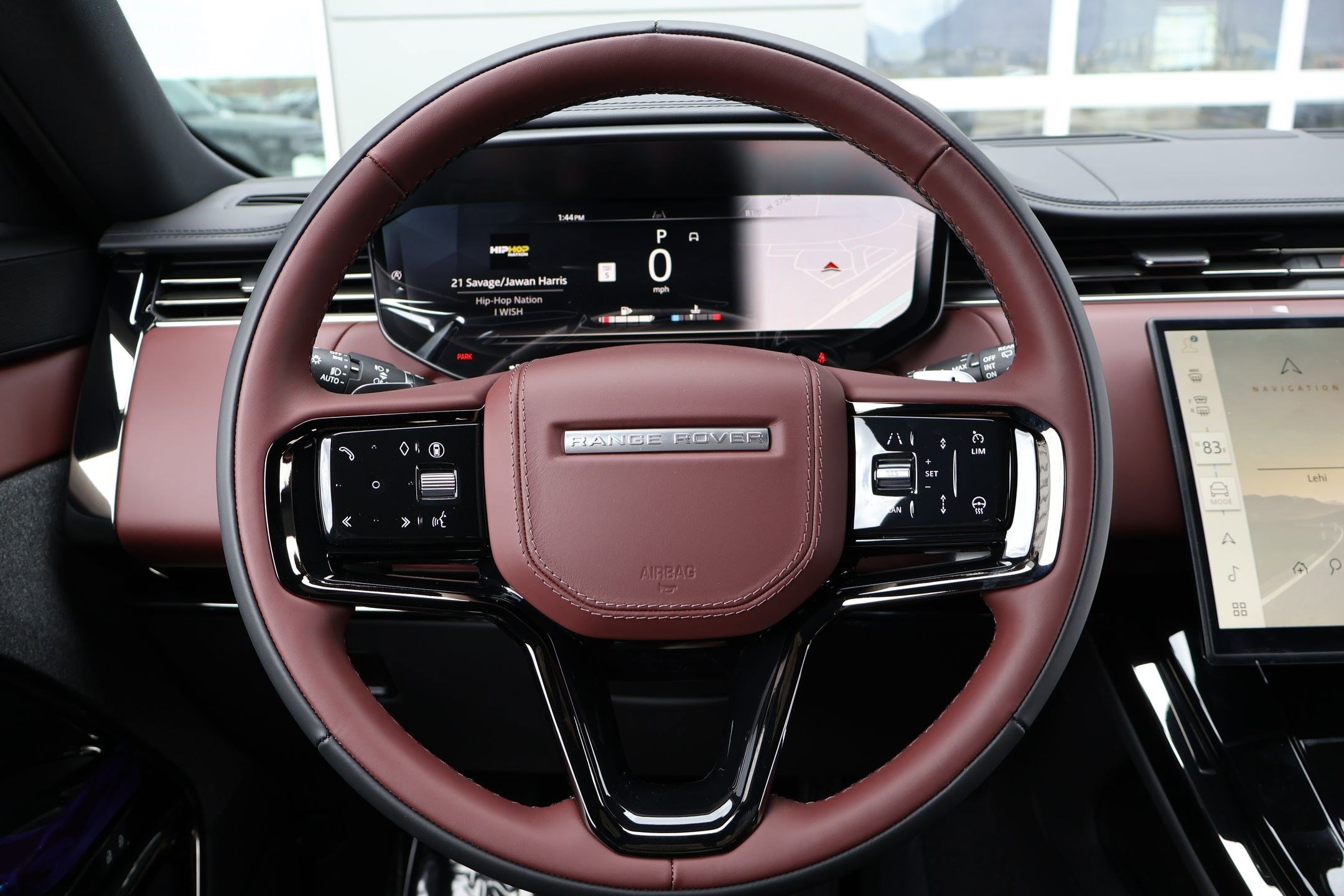 New 2026 Borasco Grey LAND ROVER P400 Dynamic SE image 13