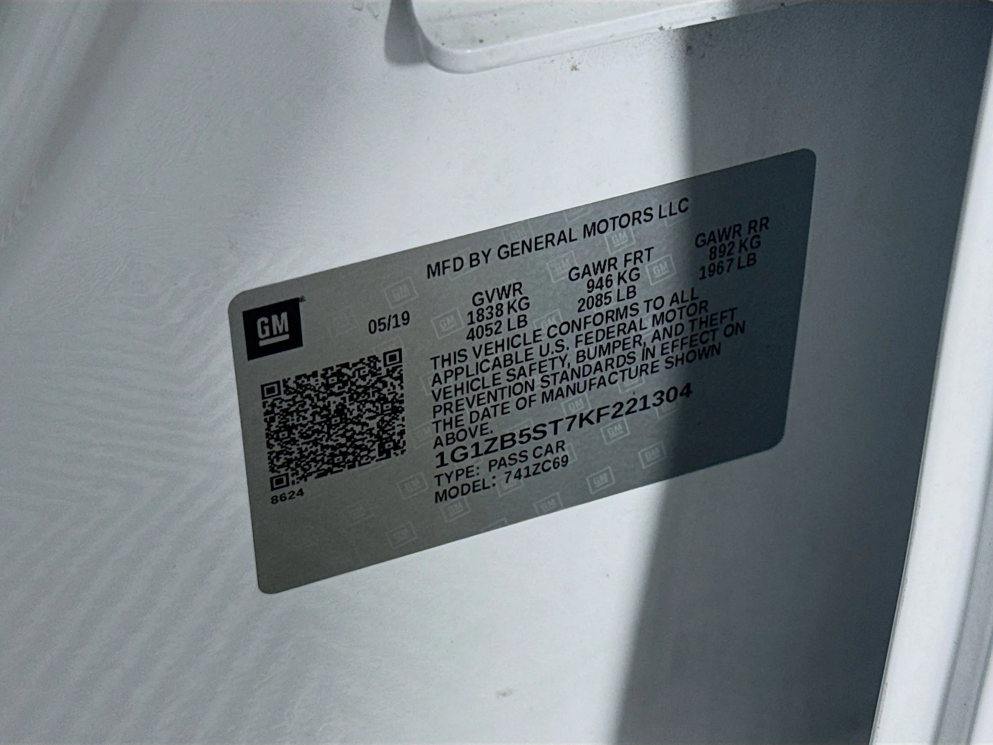 Used 2019 Summit White Chevrolet LS image 36