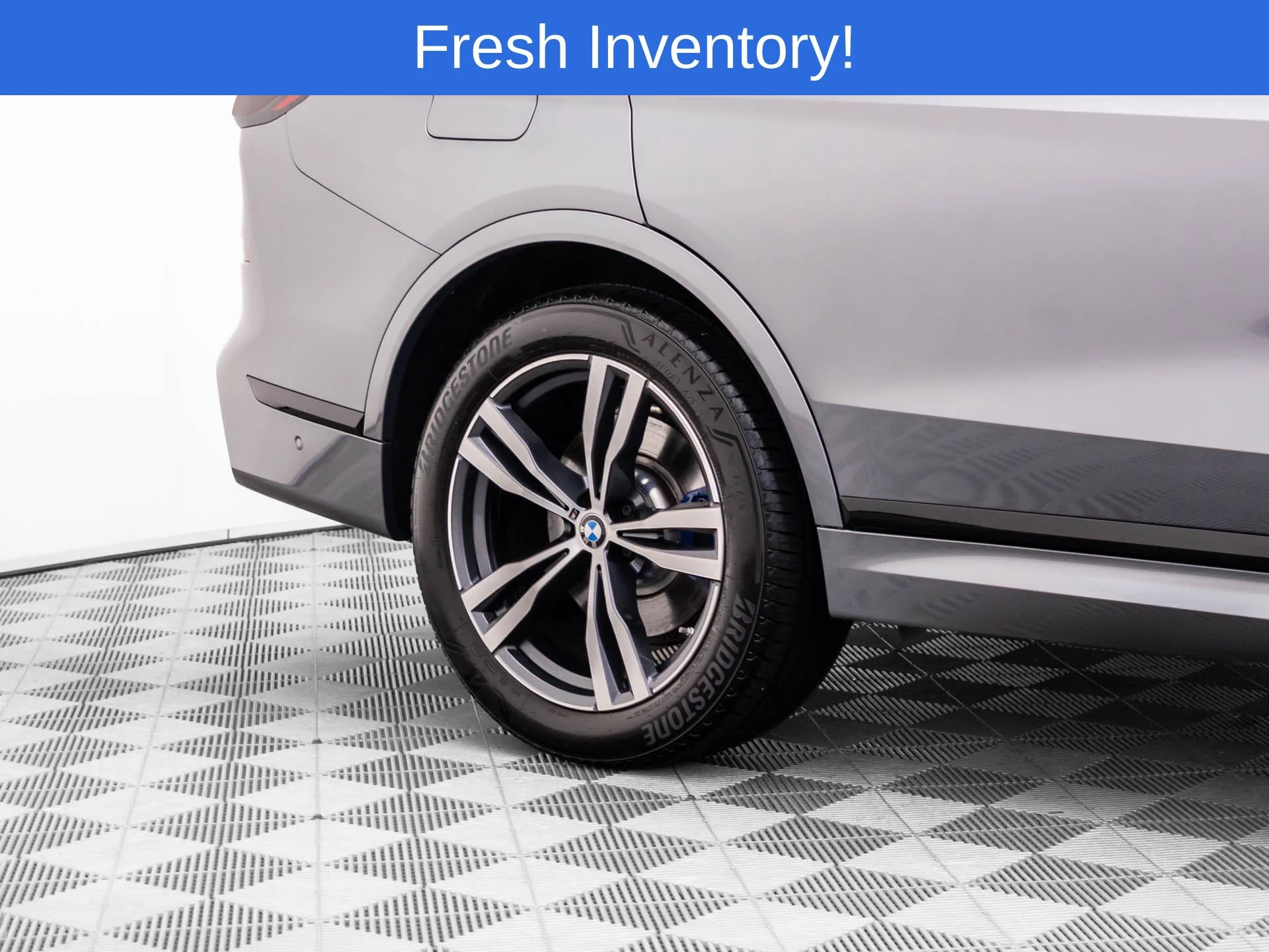 Certified Used 2026 Gray BMW xDrive40i image 32