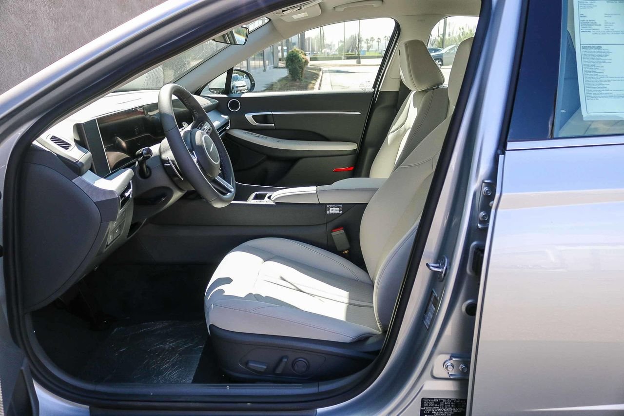 New 2026 Silver Hyundai SEL Sport image 47