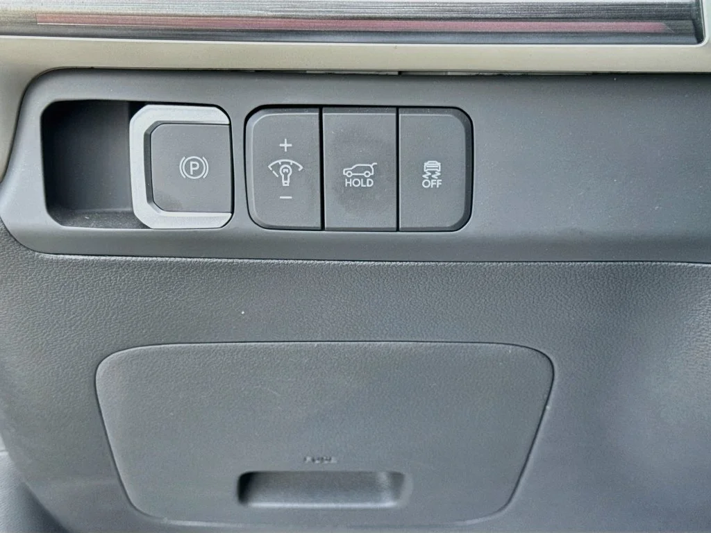 Used 2024 Gray Hyundai Calligraphy image 10