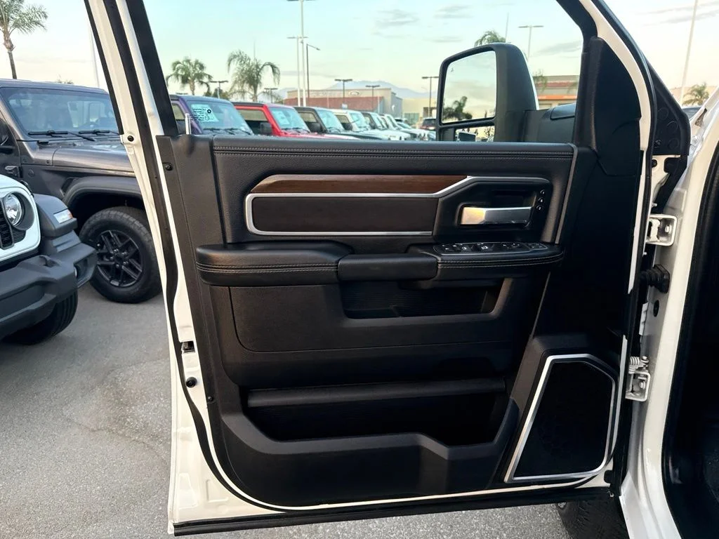 Used 2024 White Ram Laramie image 12