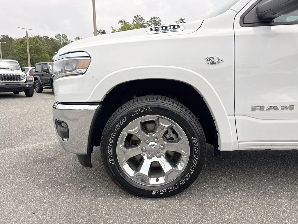 New 2026 Bright White Clear-Coat Exterior Paint RAM Big Horn/Lone Star image 13