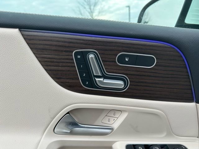 New 2026 Polar White Mercedes-Benz GLB 250 image 52
