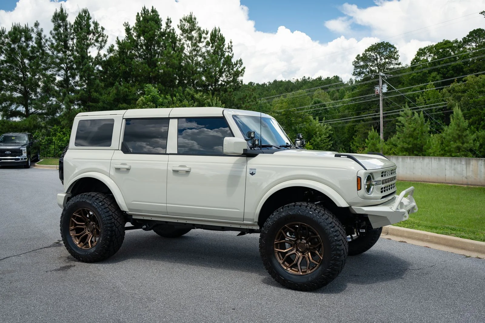 Used 2026 Beige Ford Big Bend image 27