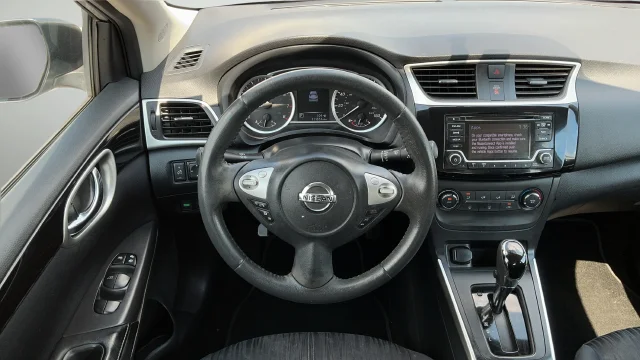 Used 2016 Silver Nissan SV image 10