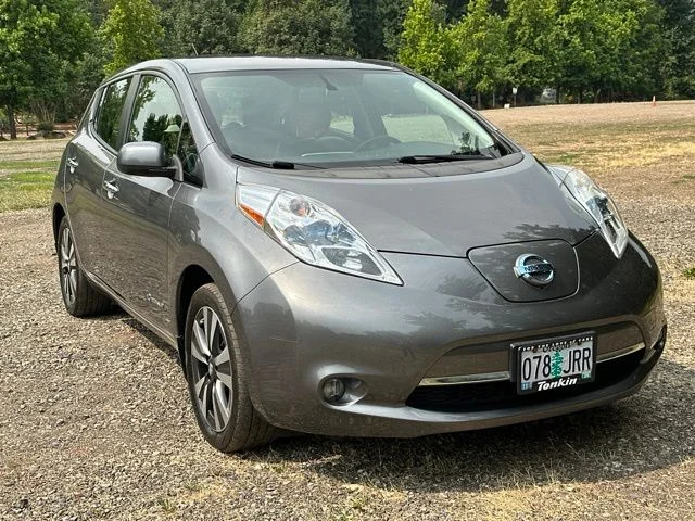 Used 2016 Nissan LEAF SL with VIN 1N4BZ0CP1GC307618 for sale in Gresham, OR