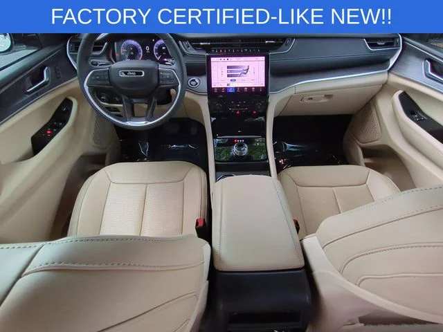 Used 2025 White Jeep Limited image 34