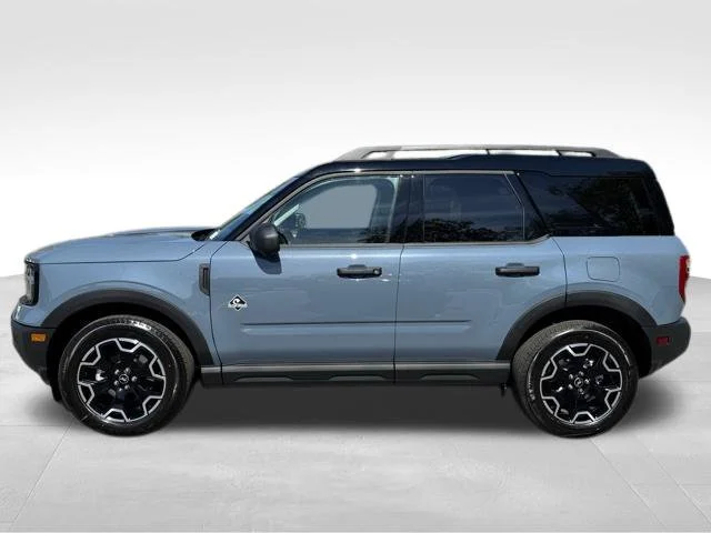 Used 2026 Gray Ford Outer Banks image 4