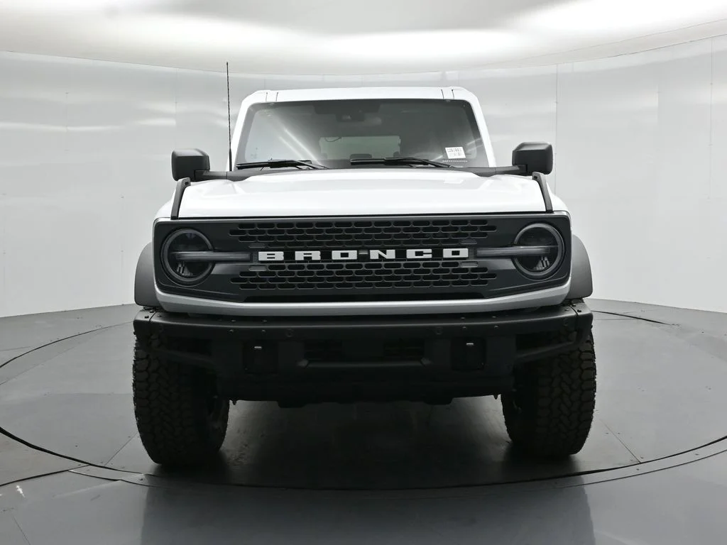 New 2026 Oxford White Ford Badlands image 22