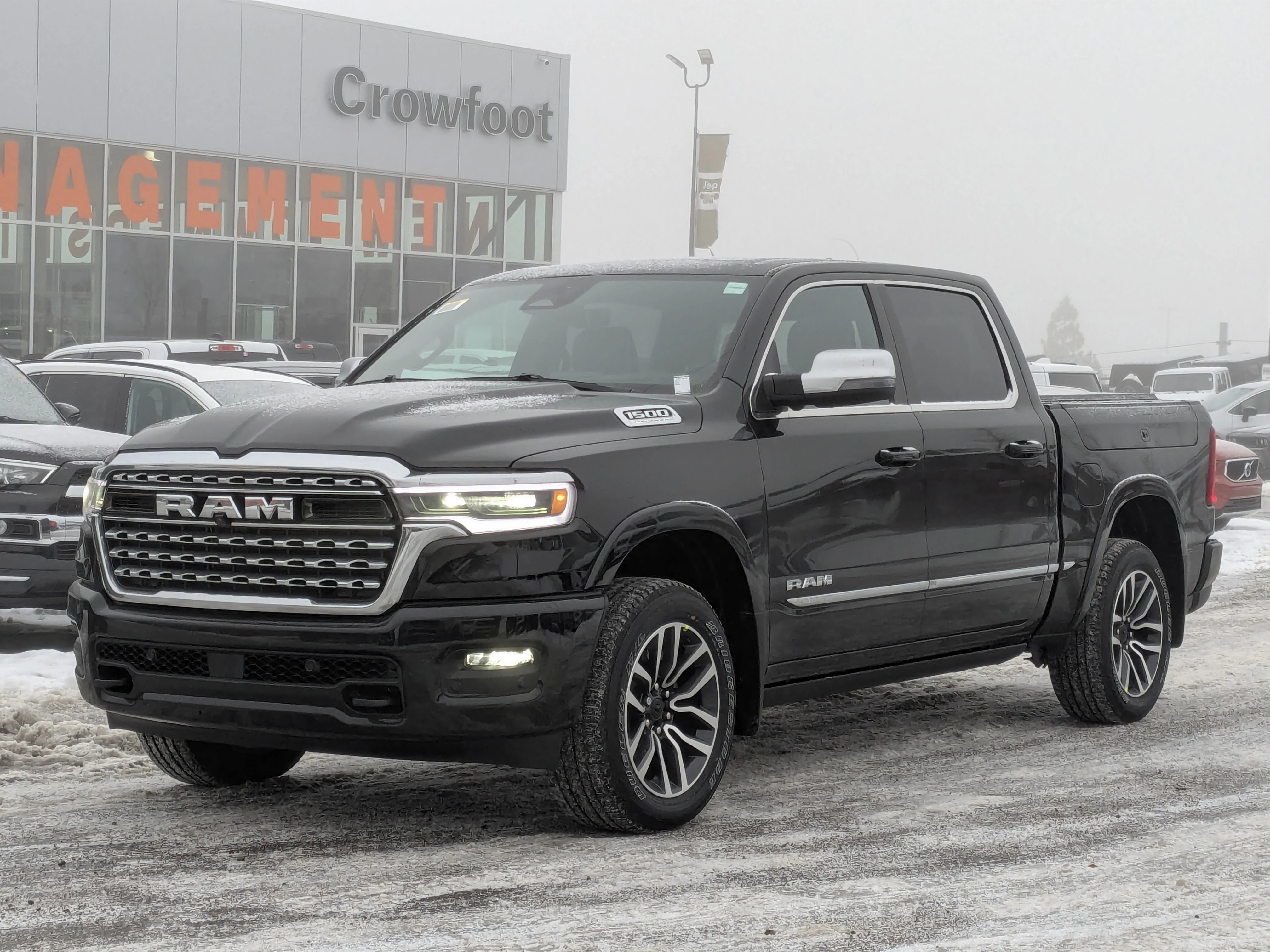 New 2026 Black RAM Limited - PANO SUNROOF - HEADS UP DISPLAY - RAMBOX CARGO & TONS MORE! image 4