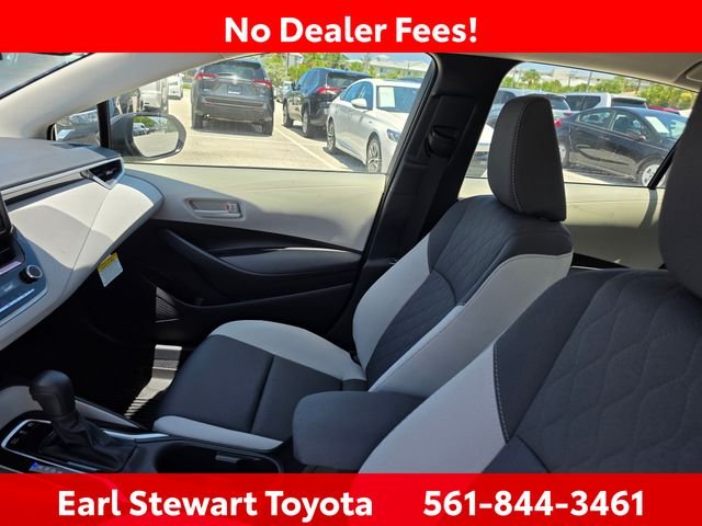 Used 2026  Toyota LE image 18