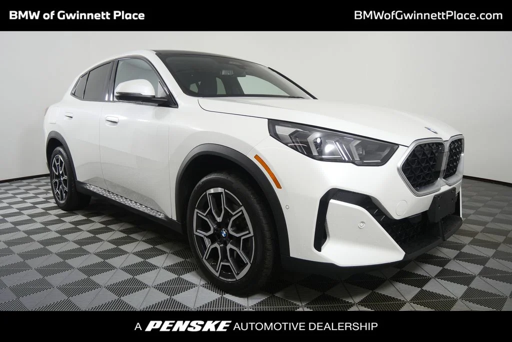 2025 BMW X2 xDrive28i's photo