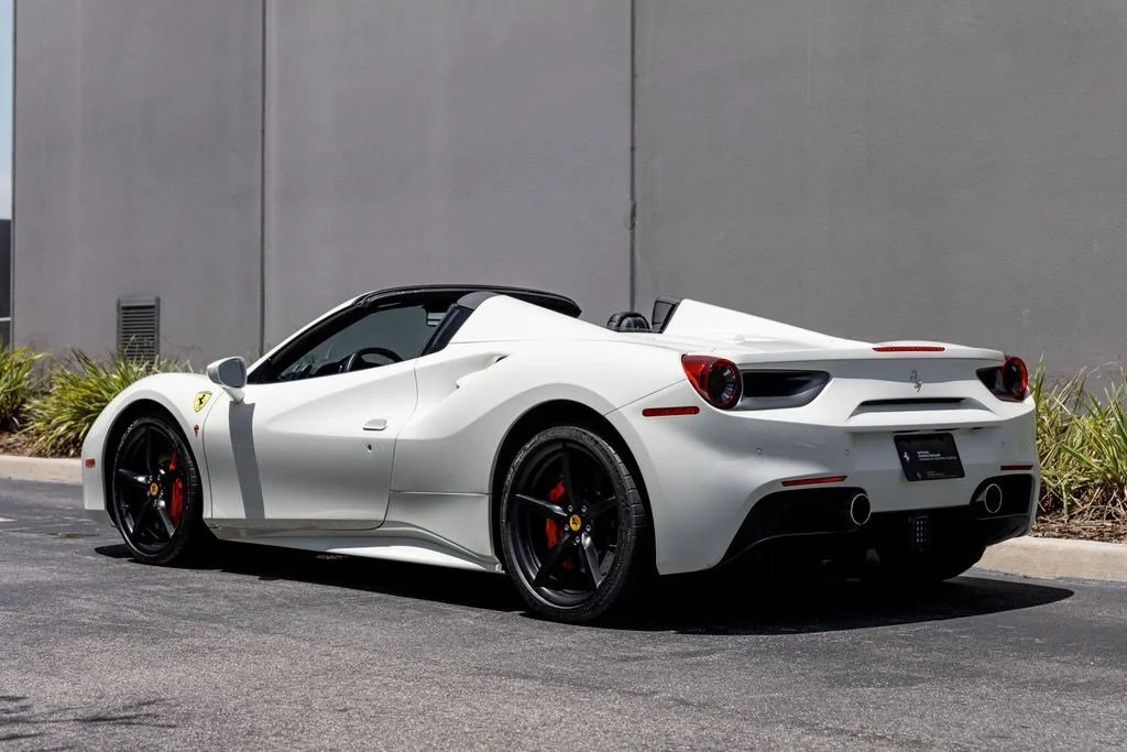 Used 2019 Bianco Avus Ferrari  image 51