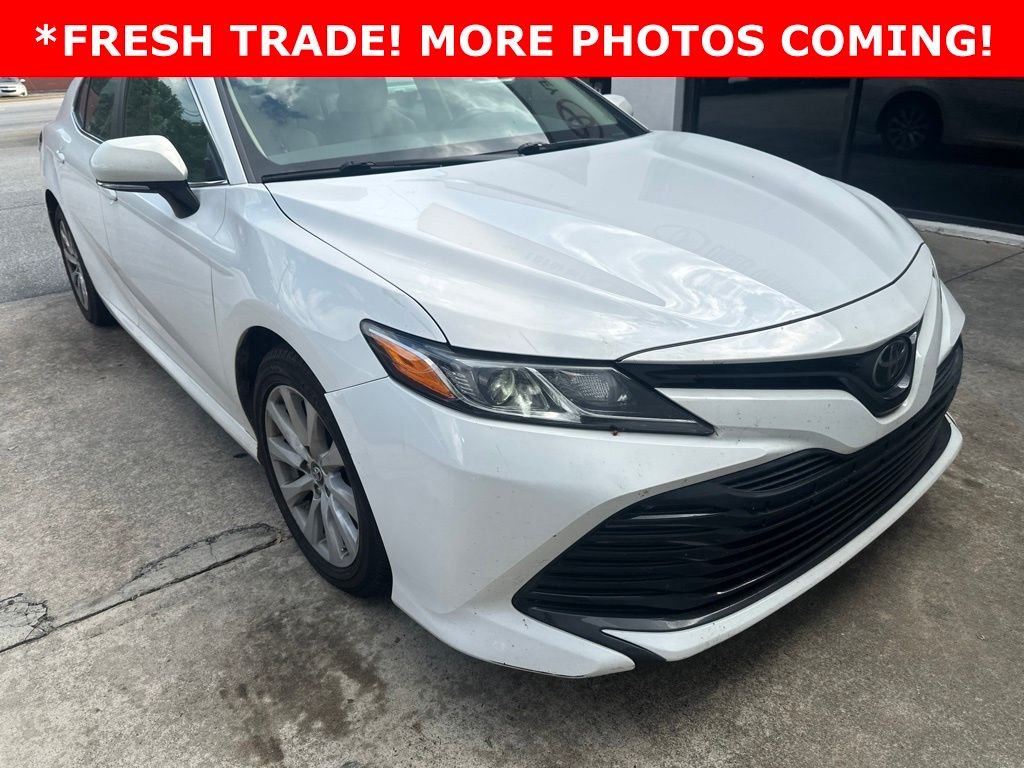 Used 2018 Super White Toyota LE image 2