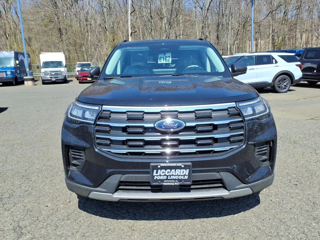 New 2026 Agate Black Metallic Ford Active image 2